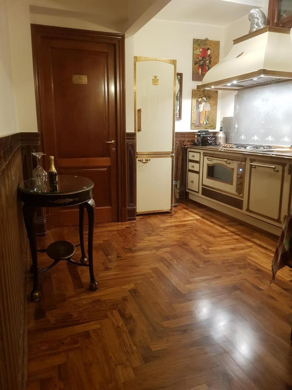 Hotel Regal House Roma Navigatori 23 Exteriér fotografie