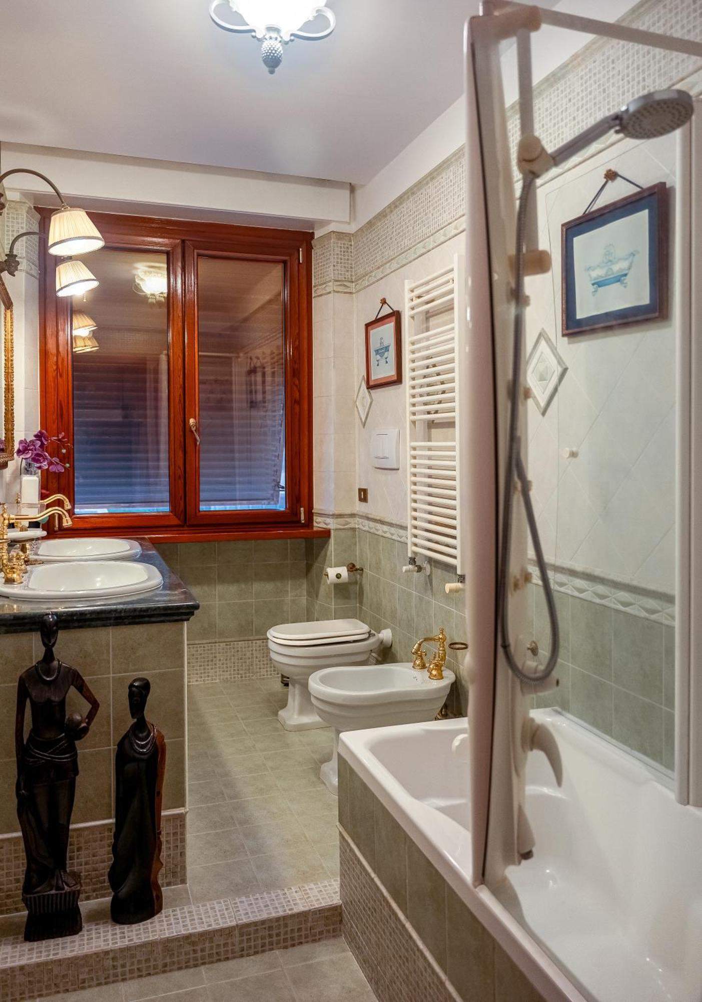 Hotel Regal House Roma Navigatori 23 Exteriér fotografie